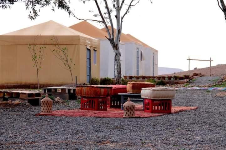 Ngayan Camp Hotel Taizelt Bagian luar foto