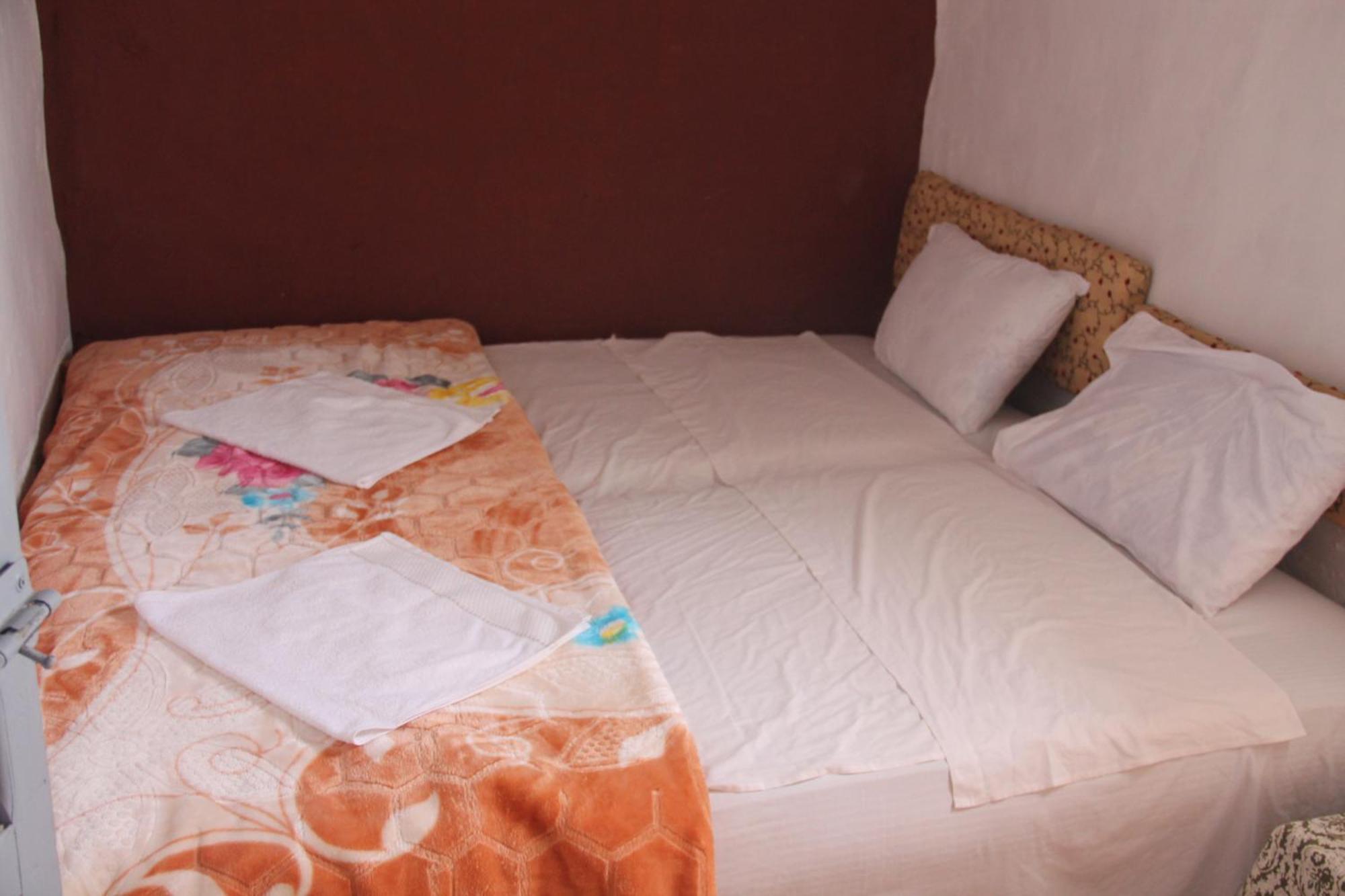 Ngayan Camp Hotel Taizelt Bagian luar foto